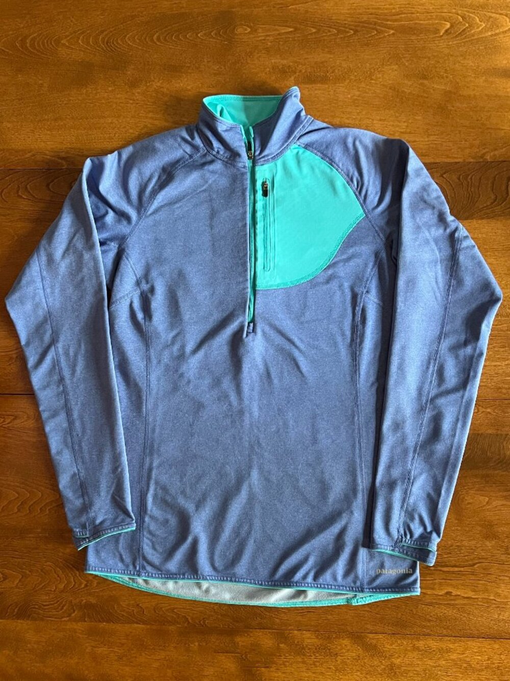 Patagonia periwinkle and teal pullover S